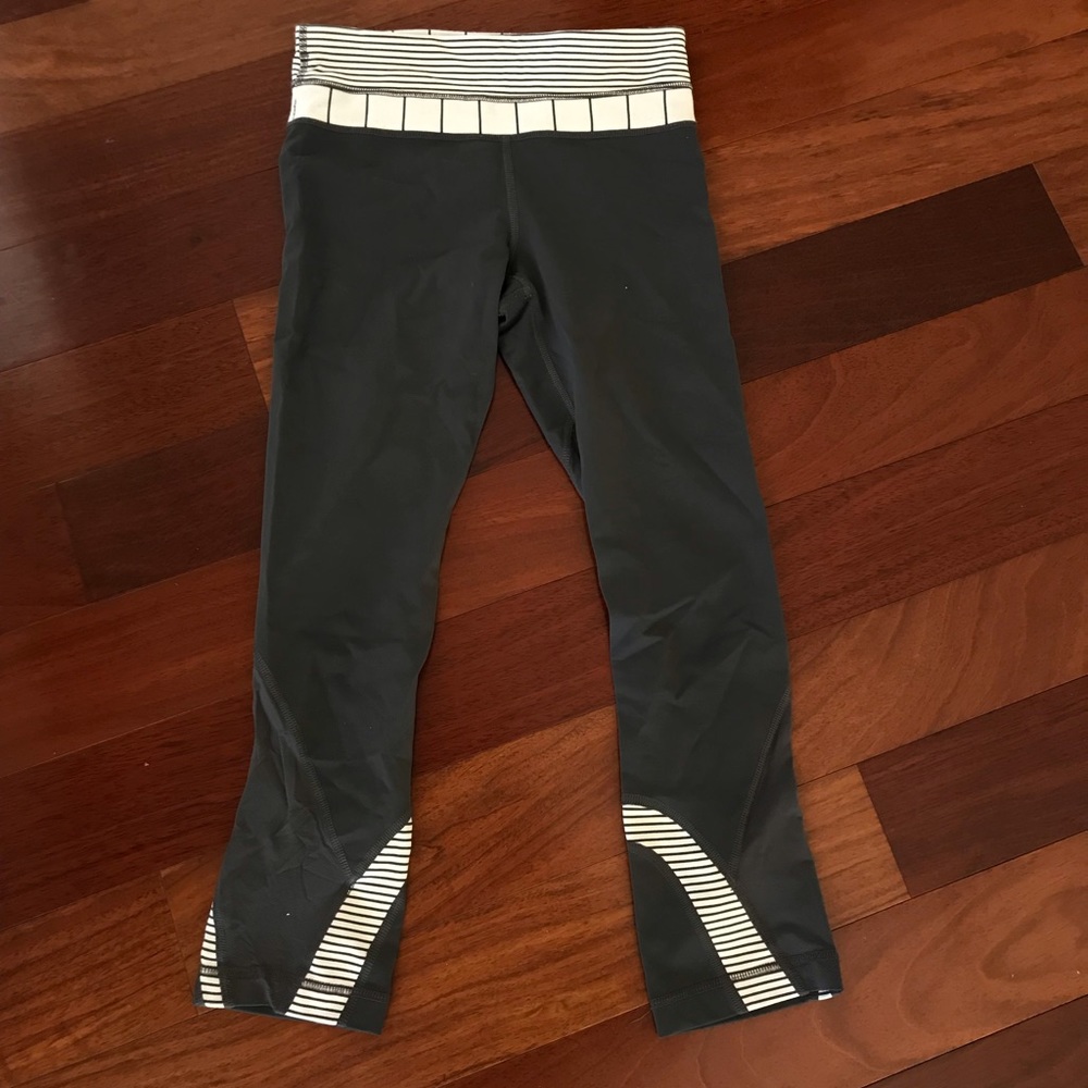 Lululemon inspire crop legging